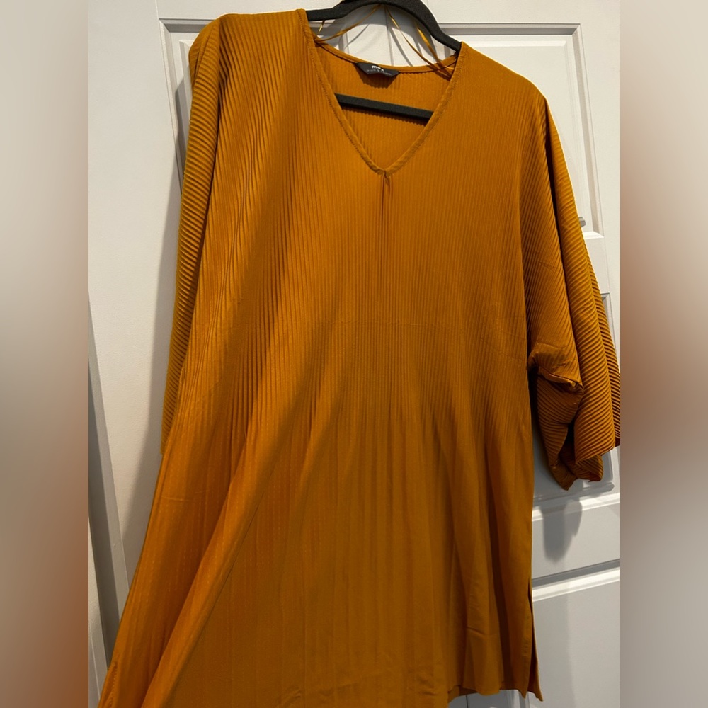 Blouse - Picture 2 of 4